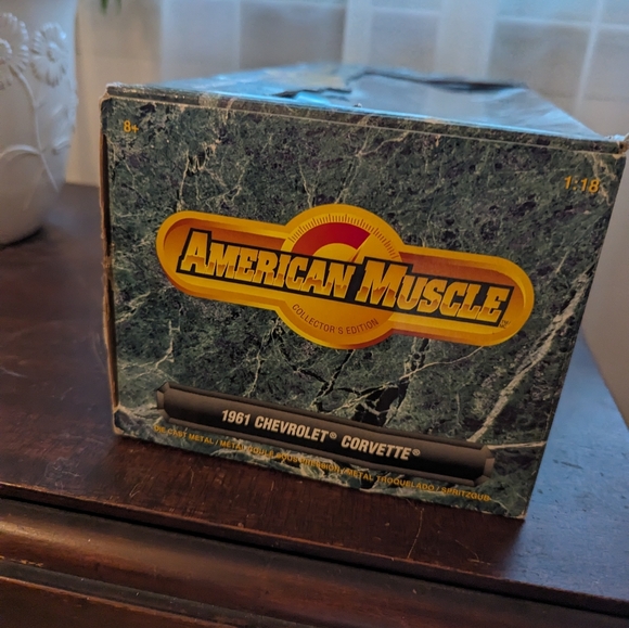 Collectors American Muscle model car - Picture 3 of 5